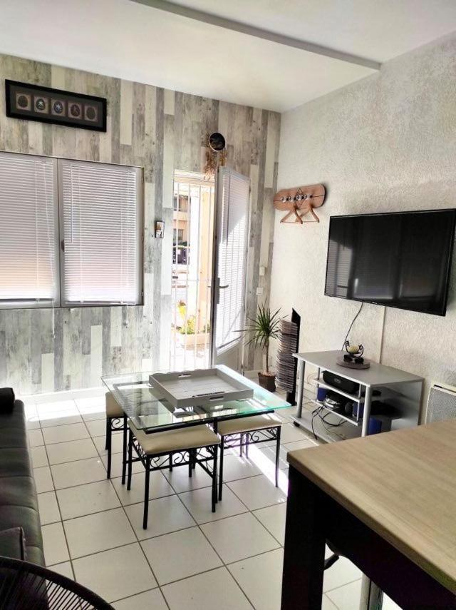 Appartement T2 Au Port De Canet-En-Roussillon - Proche De La Plage Et De L'Aquarium Oniria エクステリア 写真
