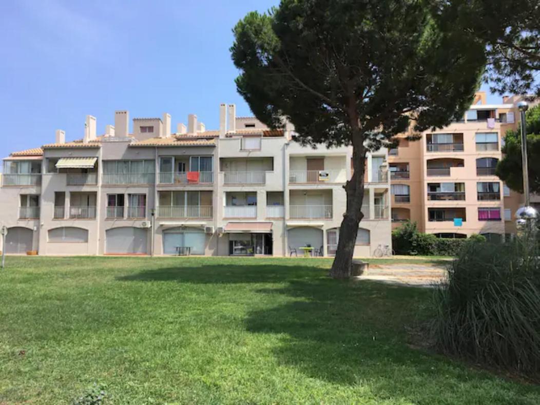 Appartement T2 Au Port De Canet-En-Roussillon - Proche De La Plage Et De L'Aquarium Oniria エクステリア 写真